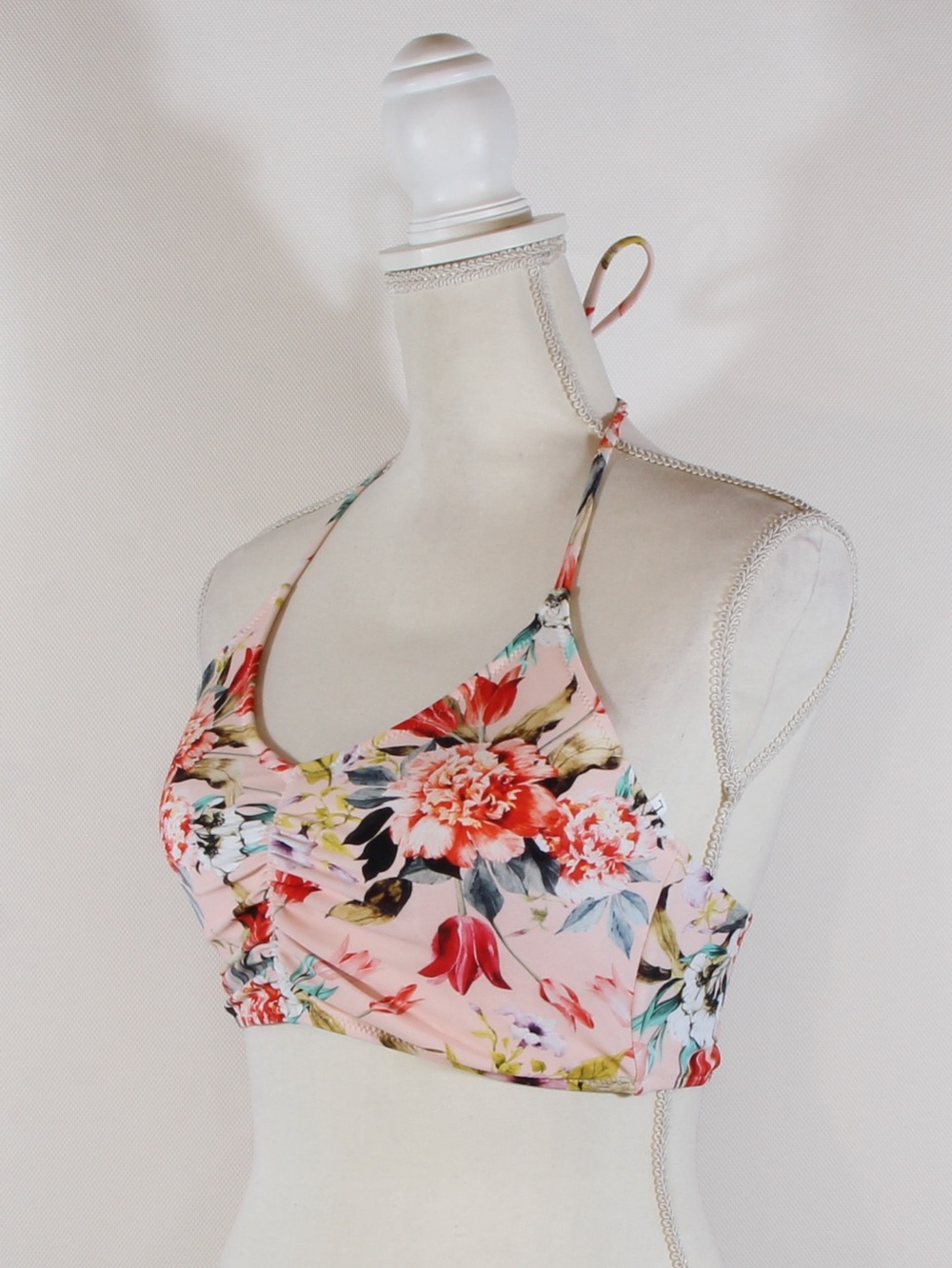 Abstract Multicolor Floral Scrunched Padded Bikini Swim Top Women's Size L NWOT
